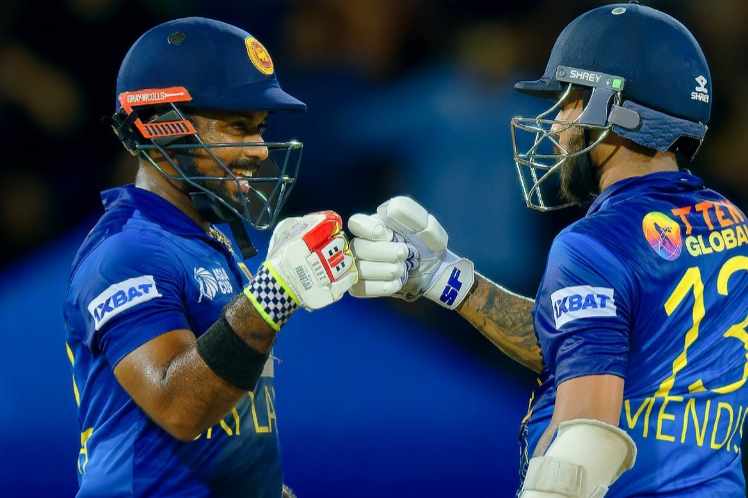 Sri Lanka beat Pakistan by two wickets