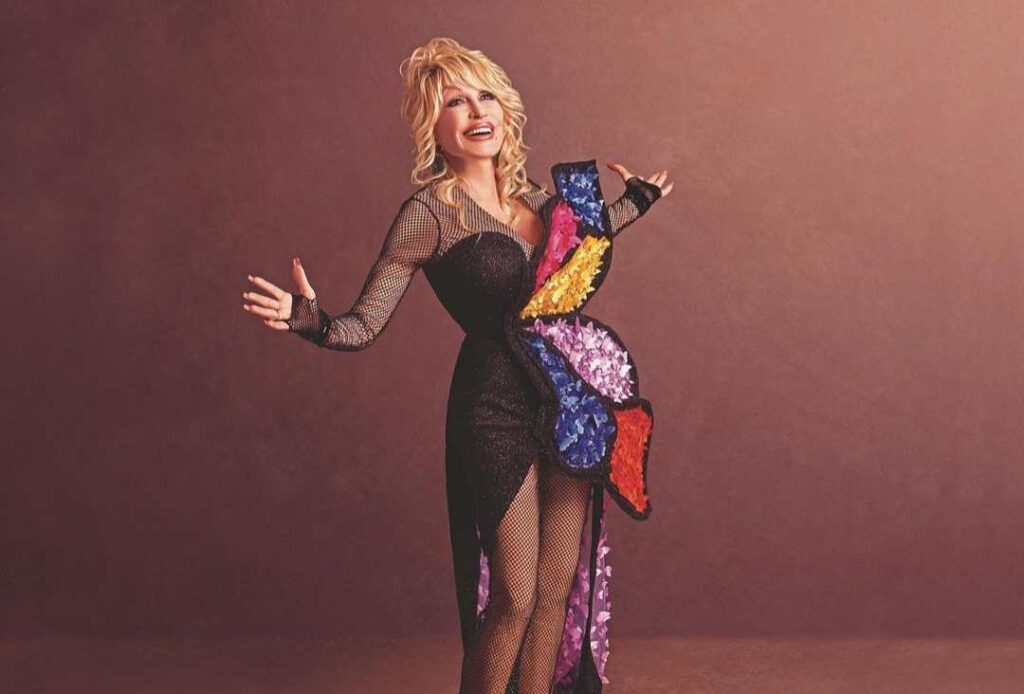 Back cover of Dolly Parton's upcoming book 'Behind the Seams: My Life in Rhinestones'