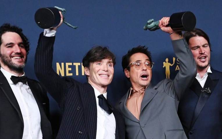 Cillian Murphy and Robert Downey Jr.