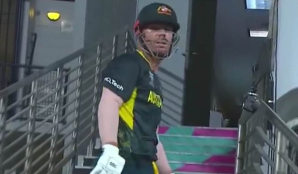 After being dismissed by Kaleemullah, David Warner was mistakenly entering the Oman's dressing room