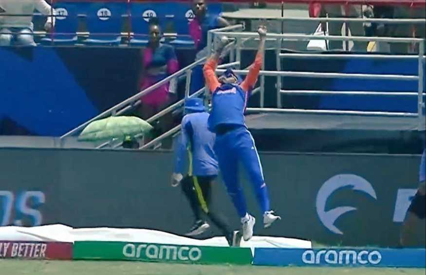 Axar Patel's one-handed catch